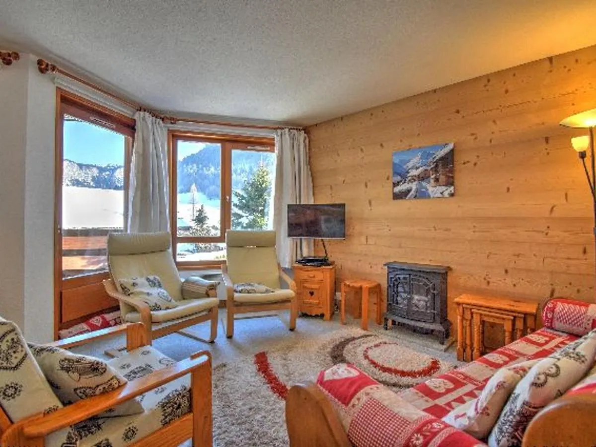 Appartement 3 Pieces Renove, Pieds Des Pistes Et Proche Centre, Morzine - Fr-1-524-35 0*,  France
